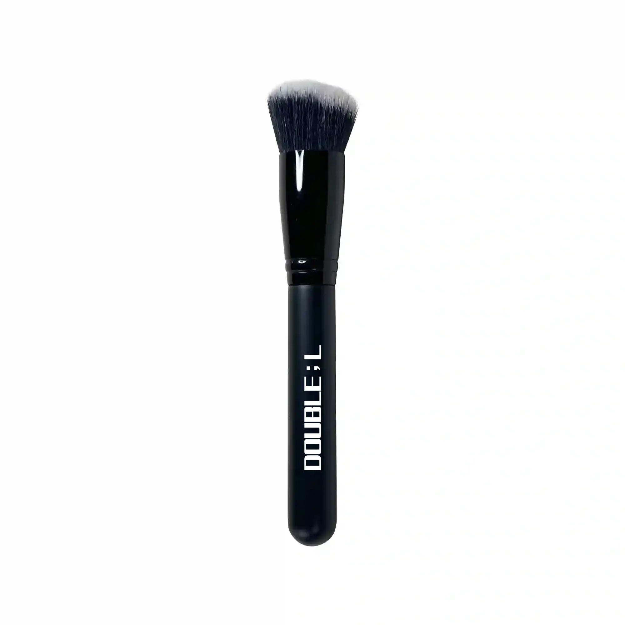 Stipple & Blend Foundation Brush